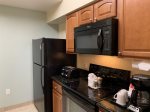 Fully Equip Kitchen with Microwave - Dishwasher - Full Size Fridge Freezer - Stove with Oven 